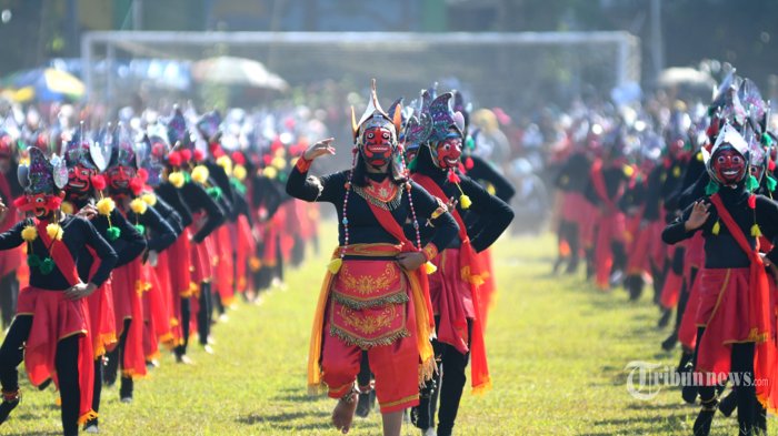 Mengenal Budaya Lokal di Indonesia, Ada Tradisi hingga Permainan Tradisional